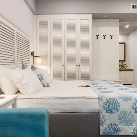 Thassos Grand